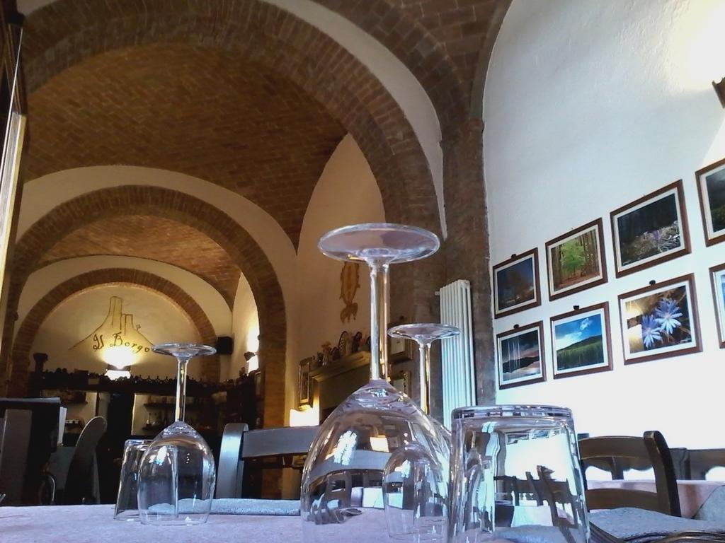 فندق Cisterna Nel Borgo Castiglione dʼOrcia المظهر الخارجي الصورة
